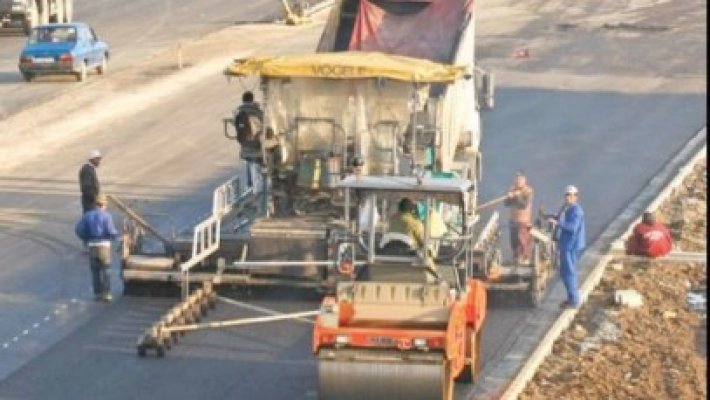 Cinci companii din subordinea MTI, privatizate